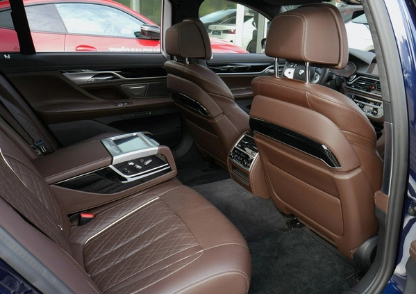 BMW Seria 7 cena 399900 przebieg: 76046, rok produkcji 2021 z Gdańsk małe 562